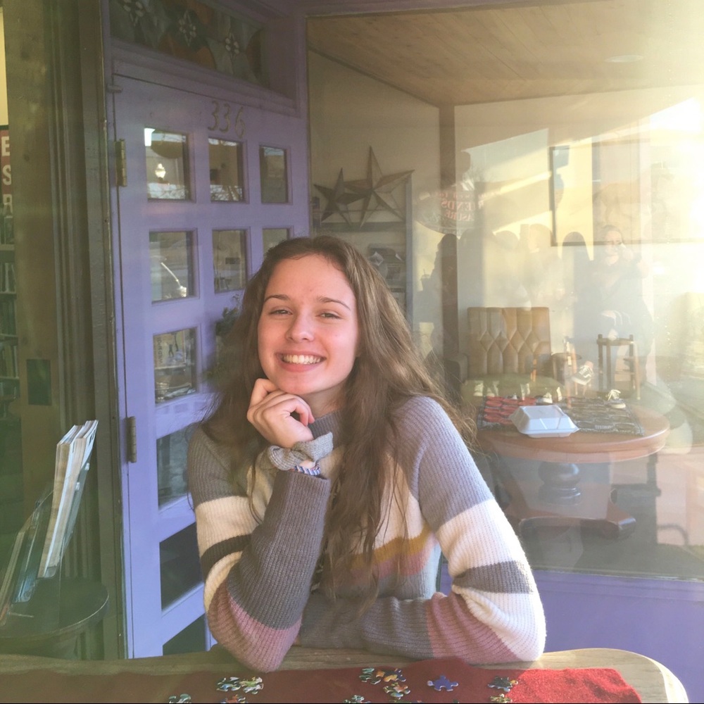 Meet your Posher, Natalie